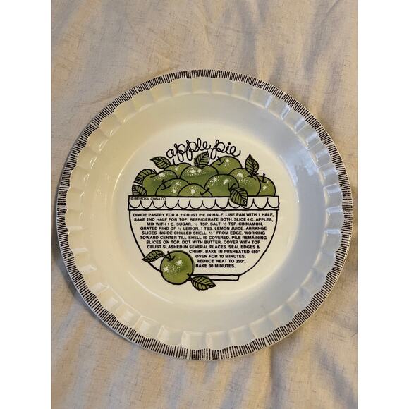 1983 Royal China Co Apple Pie Recipe Baking Dish - Picture 1 of 3